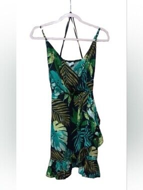 Gianni Bini Tropical Leaf Halter Dress